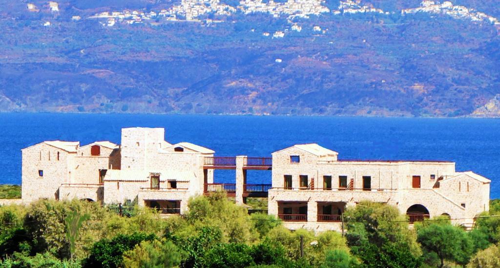 Simosmare Resort إيلافونيسوس المظهر الخارجي الصورة